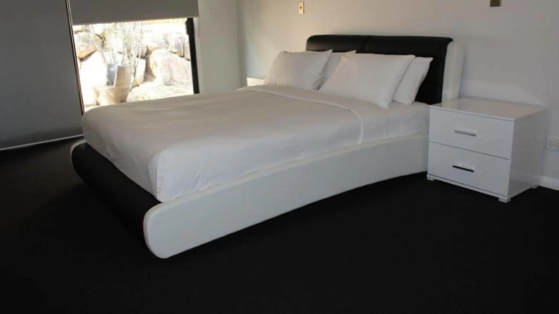 *** Motel Springwood Motor Inn Australia
